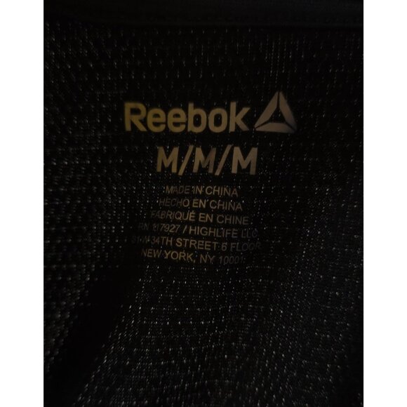 Reebok Mens Medium Dark Blue Perforated Short Sleeve Logo Golf Polo Shirt - Picture 12 of 12